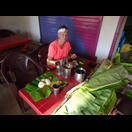 Nach etwa 20 km gab es Frühstück vom Bananenblatt